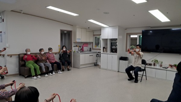 KakaoTalk_20260914_103625403_02.jpg
